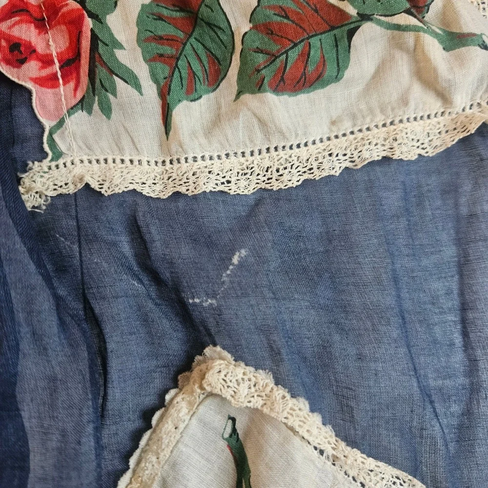 Vintage Navy Blue Sheer Half Apron Red Rose Floral Applique Lace Trim Pocket 50s
